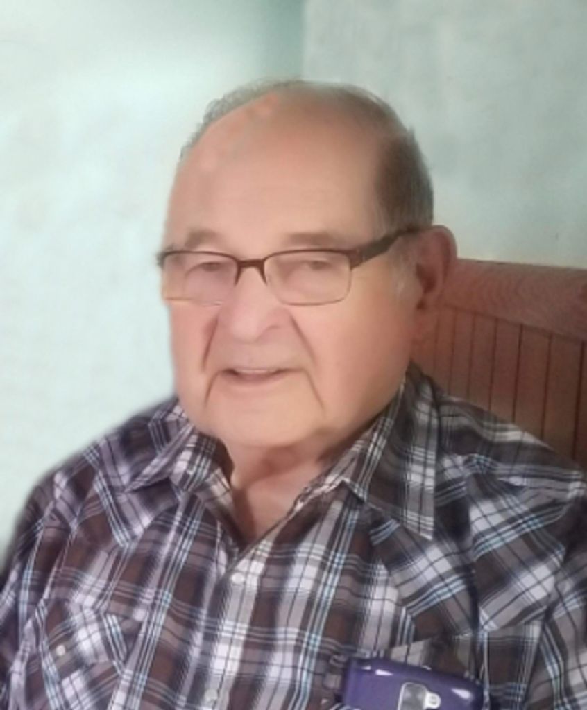 Milford Lloyd Larson Profile Photo