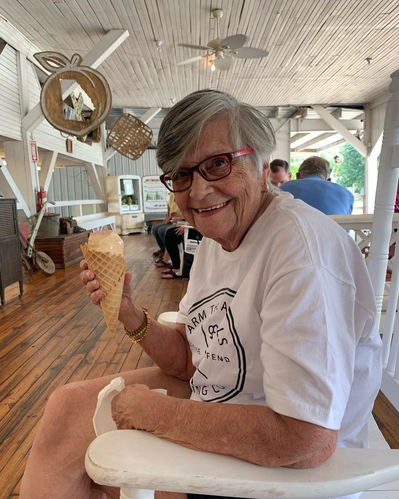 Nena Elizabeth "Beth" Mears