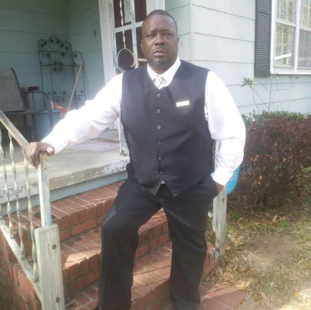 Willie Brodie Nix, Jr. Profile Photo