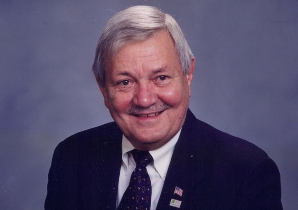 Alan Bennett Profile Photo