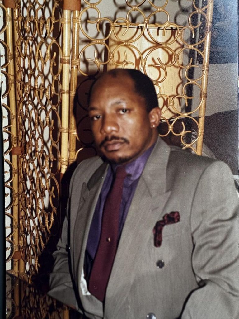 Mr. Winston Scott Profile Photo
