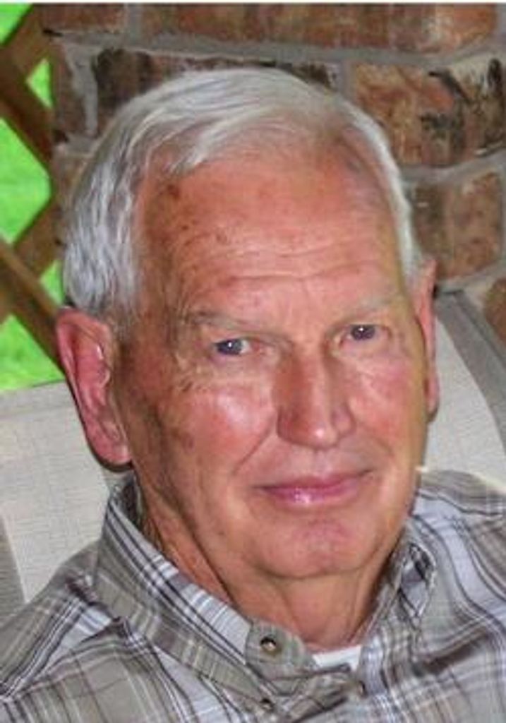 Robert L. Stricker Profile Photo