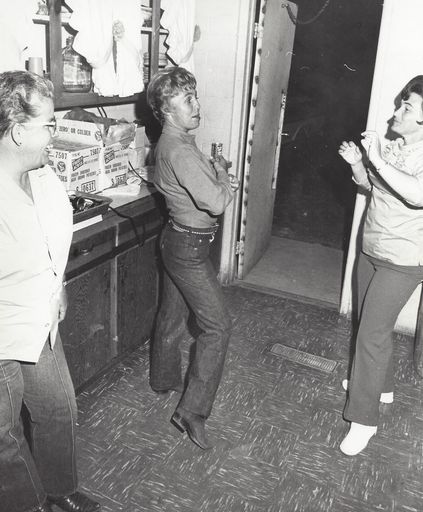 Donna Moree Webb photo gallery thumbnail 13 of 48