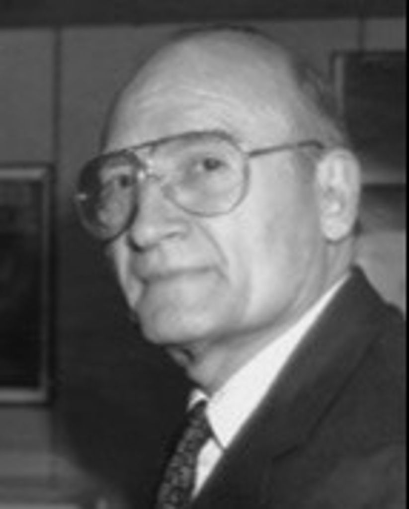 Dr. Earle Gene Labor