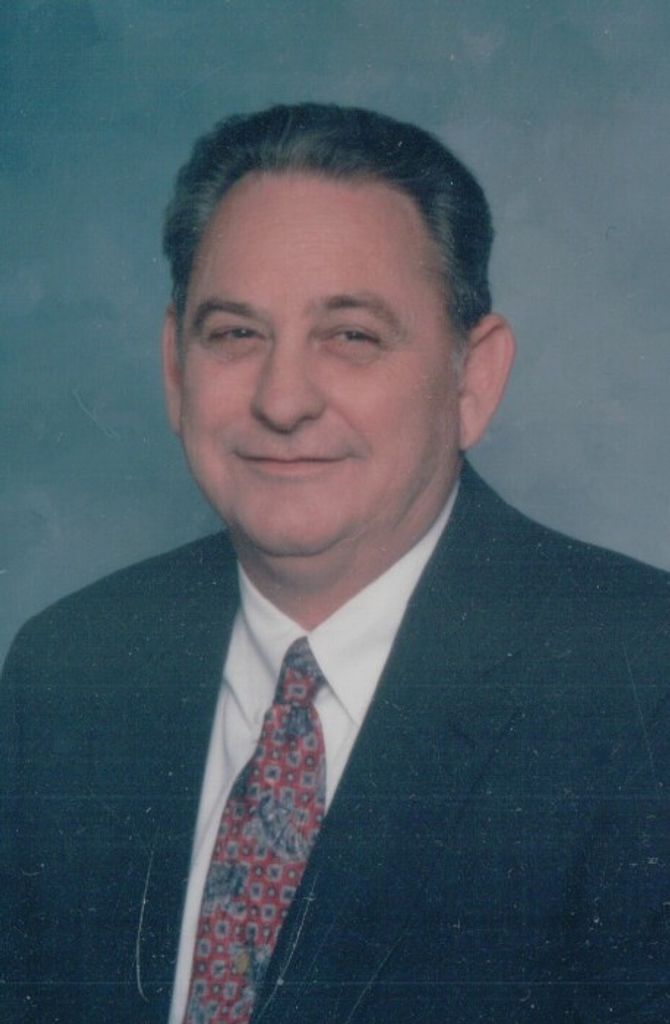 Lloyd Edwin "Eddie" Bennett Profile Photo