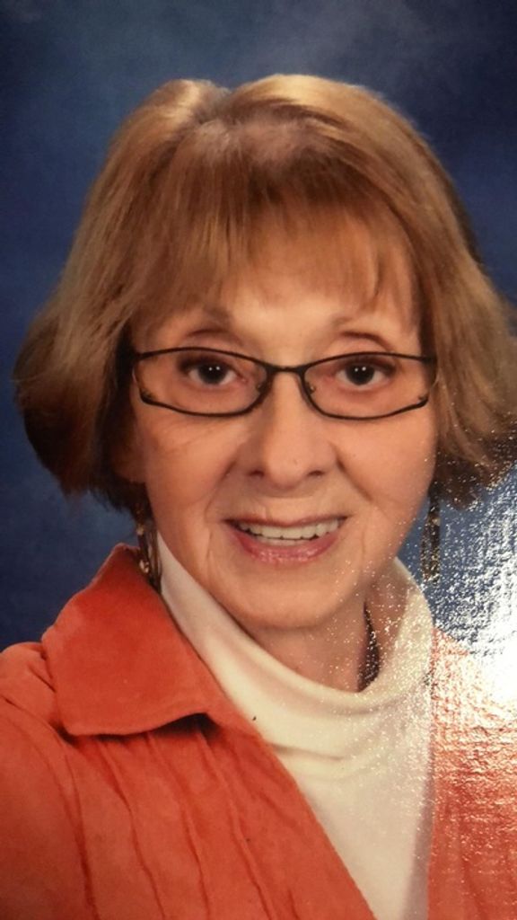 Maxine Lee Knapp Profile Photo