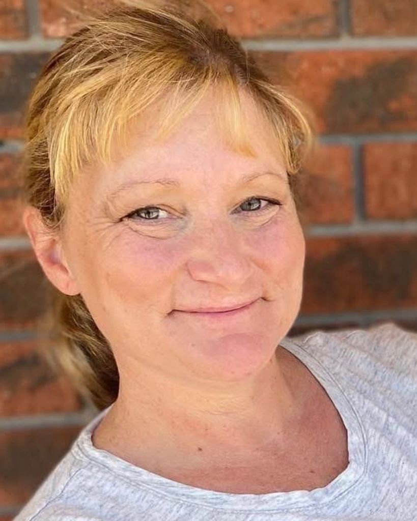 Amy Sue Hollingsworth Profile Photo