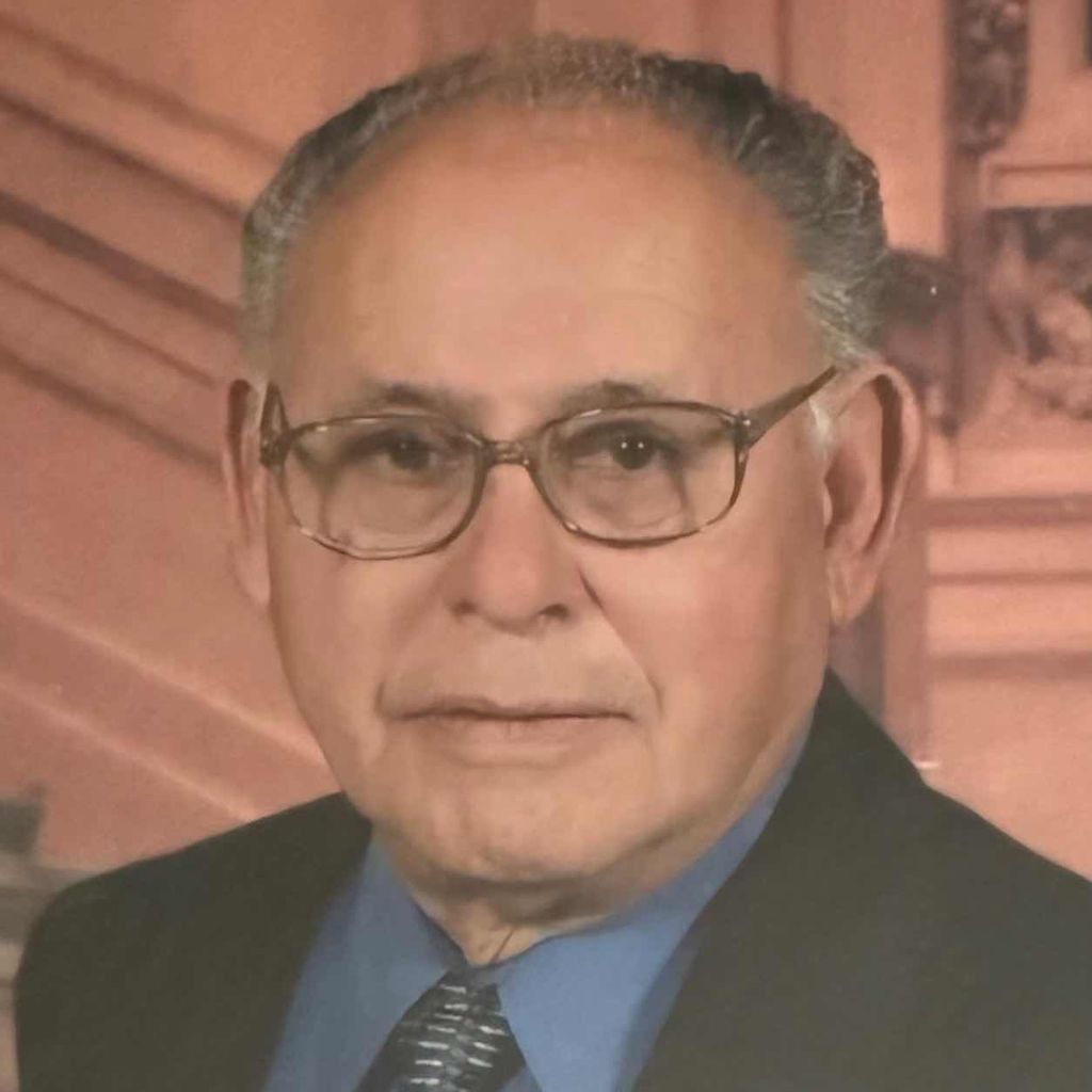 Frank Lozano Profile Photo