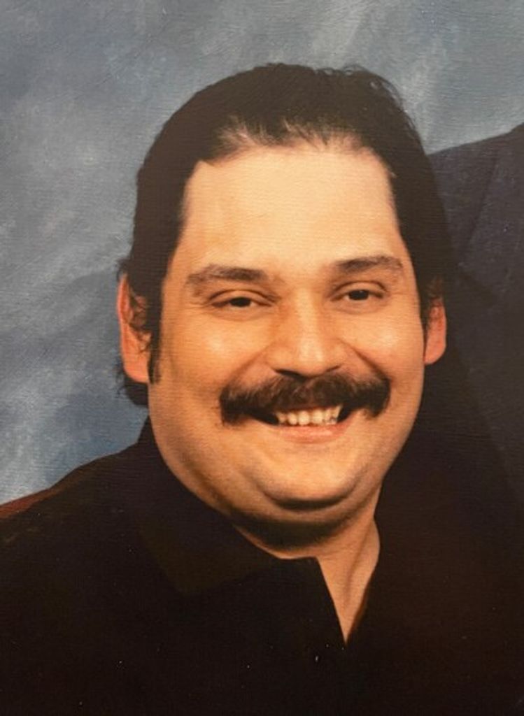 Roberto Villarreal, Jr. Profile Photo