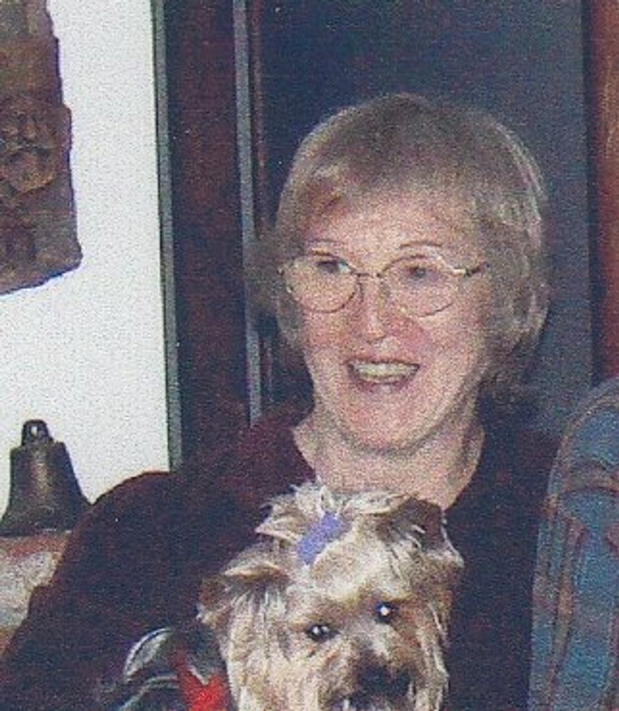 Helen Charlotte Waga Profile Photo
