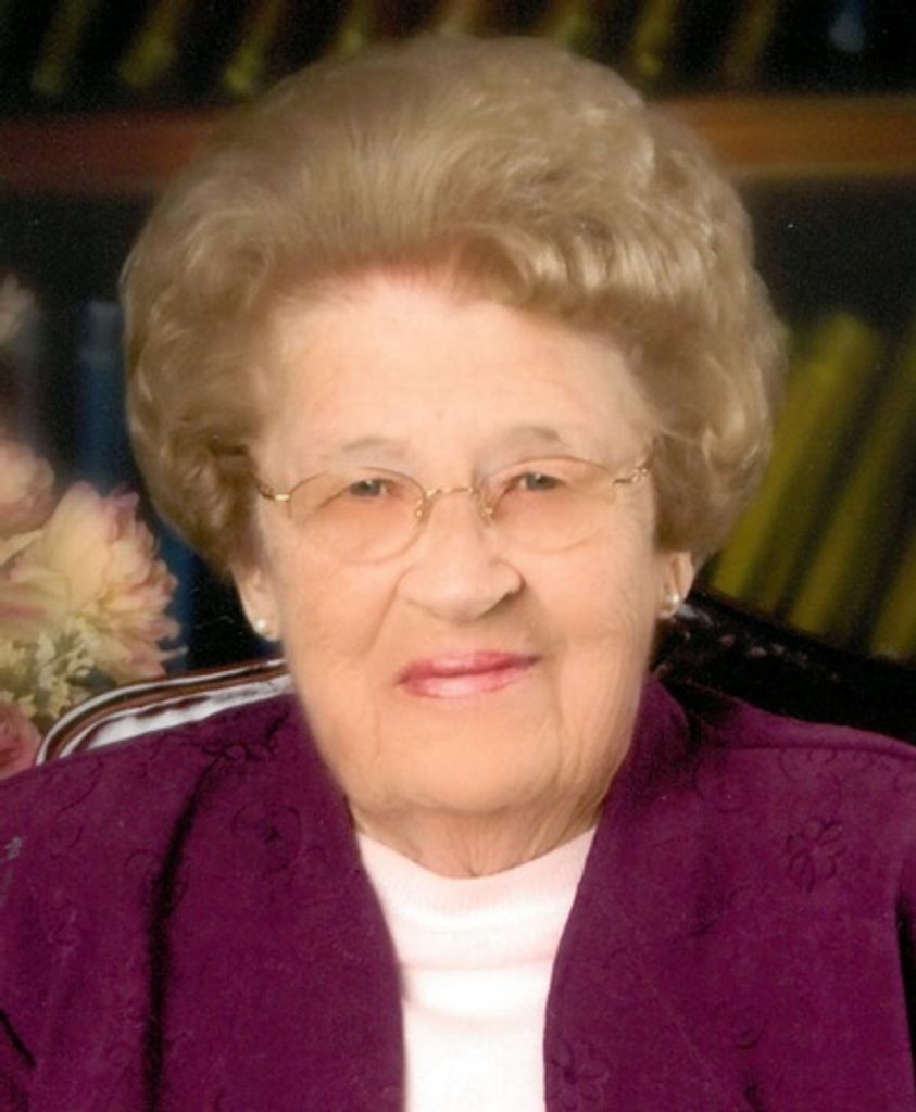 Vera Voog Profile Photo