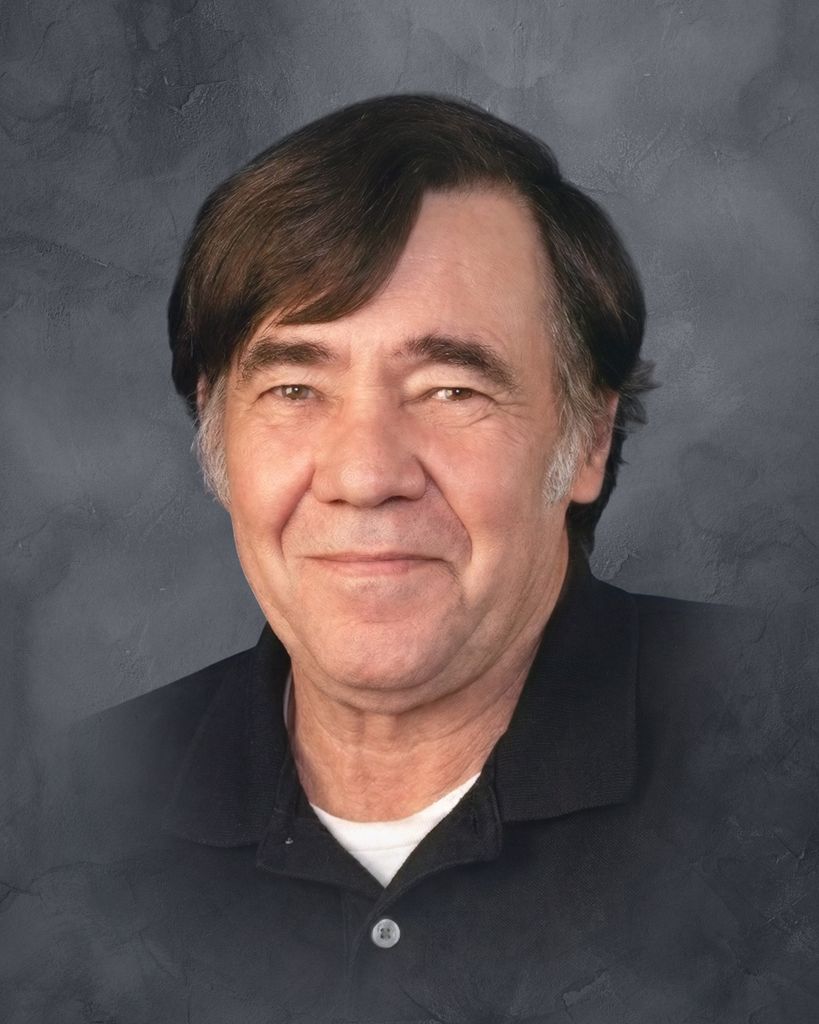 Daniel Hansen Profile Photo