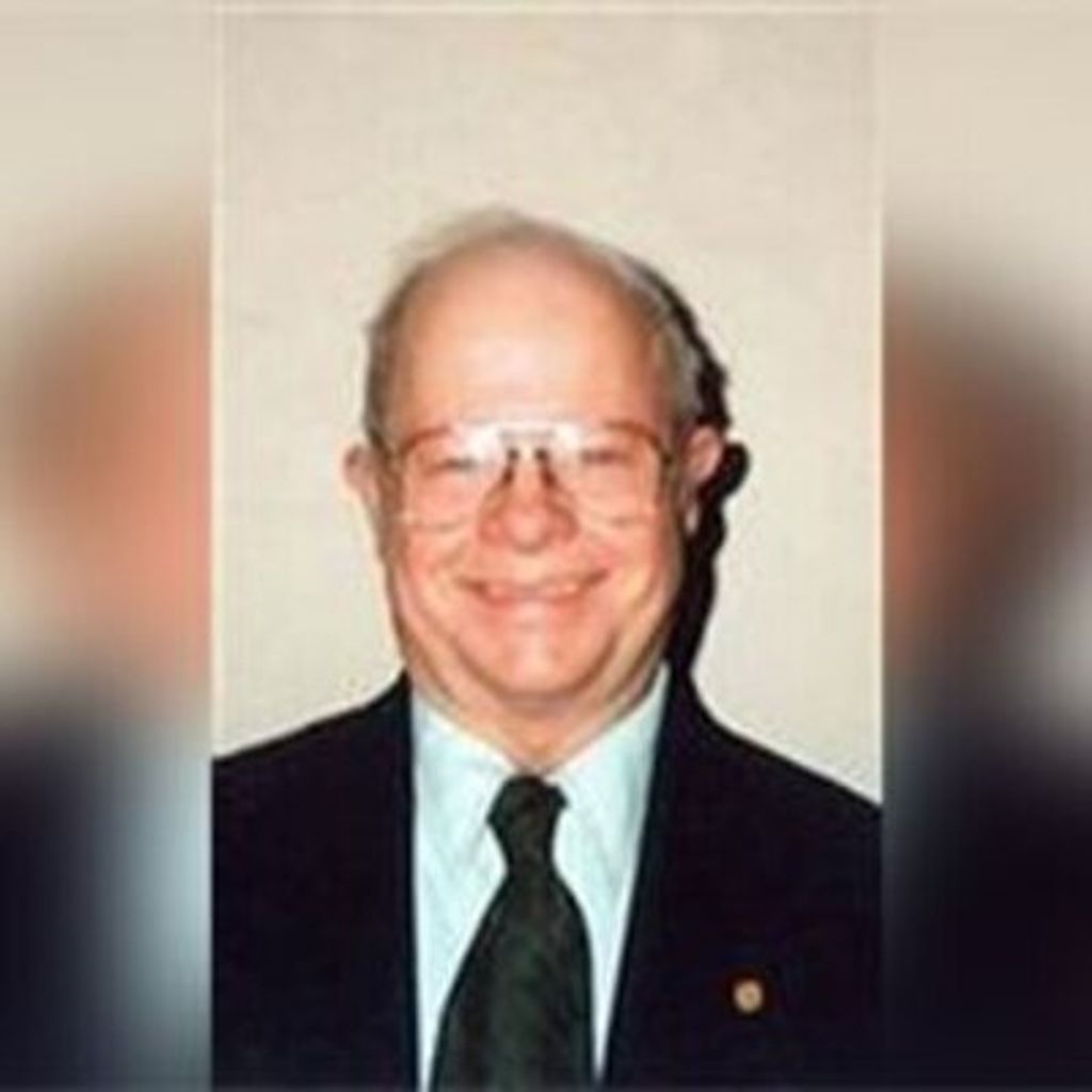 Reinhardt (Reinie) F. Schuessler Profile Photo