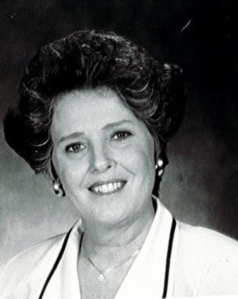Adelaide Robbins Schoenfeldt Profile Photo