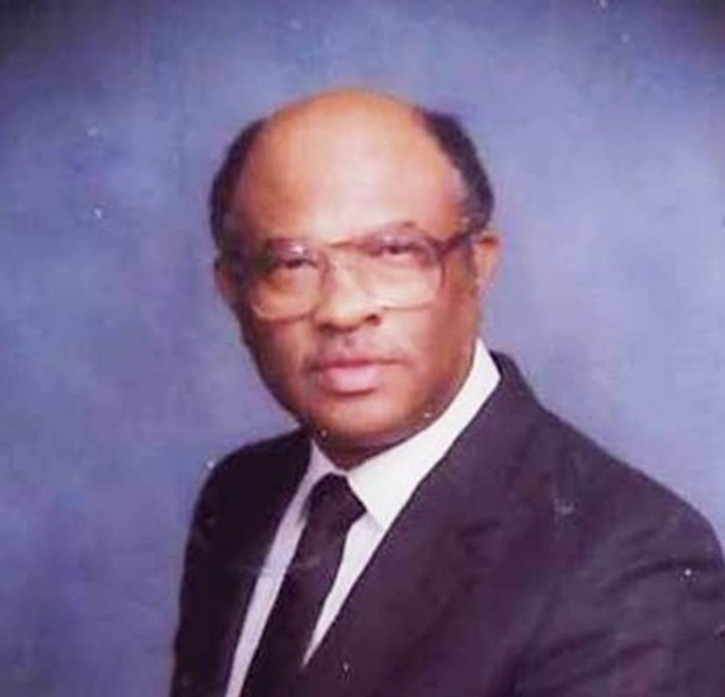 Leo Moore, Jr. Profile Photo