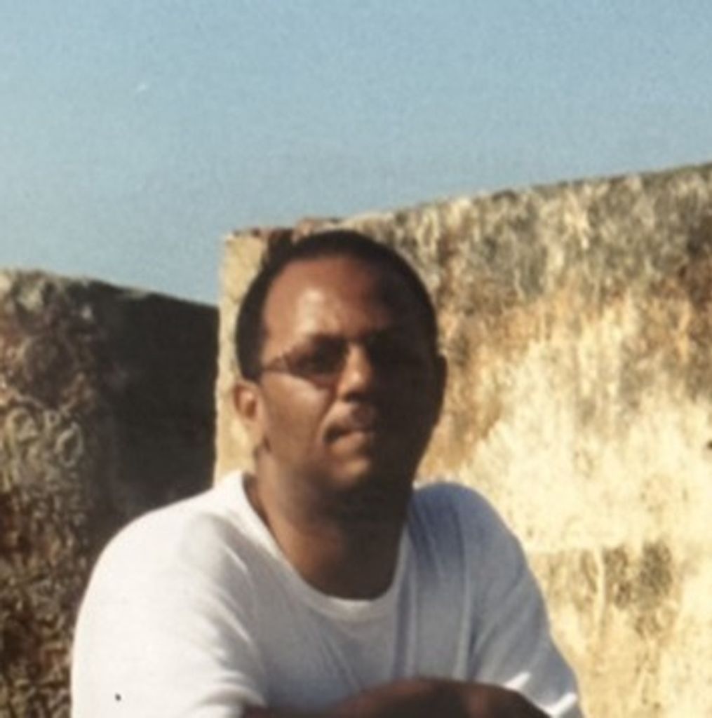 Robert J Arrieux Profile Photo