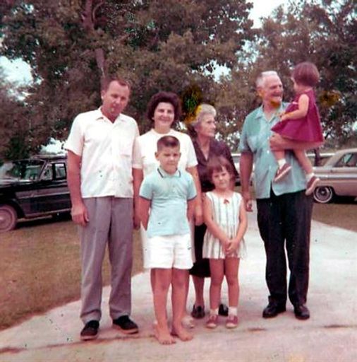 Bennie Lon Cotton photo gallery thumbnail 12 of 63