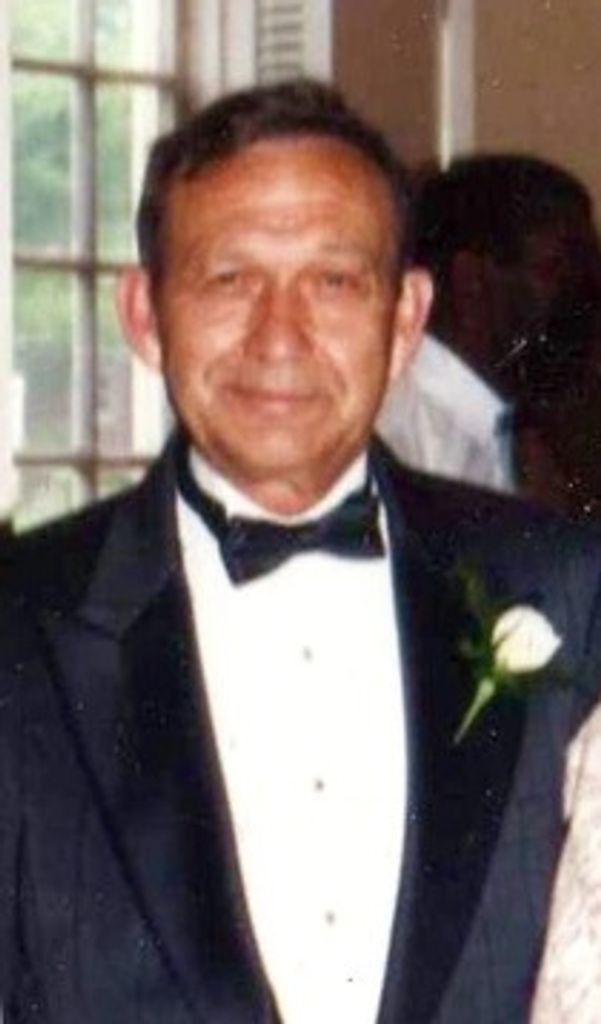 Philip Lee Ellis Profile Photo