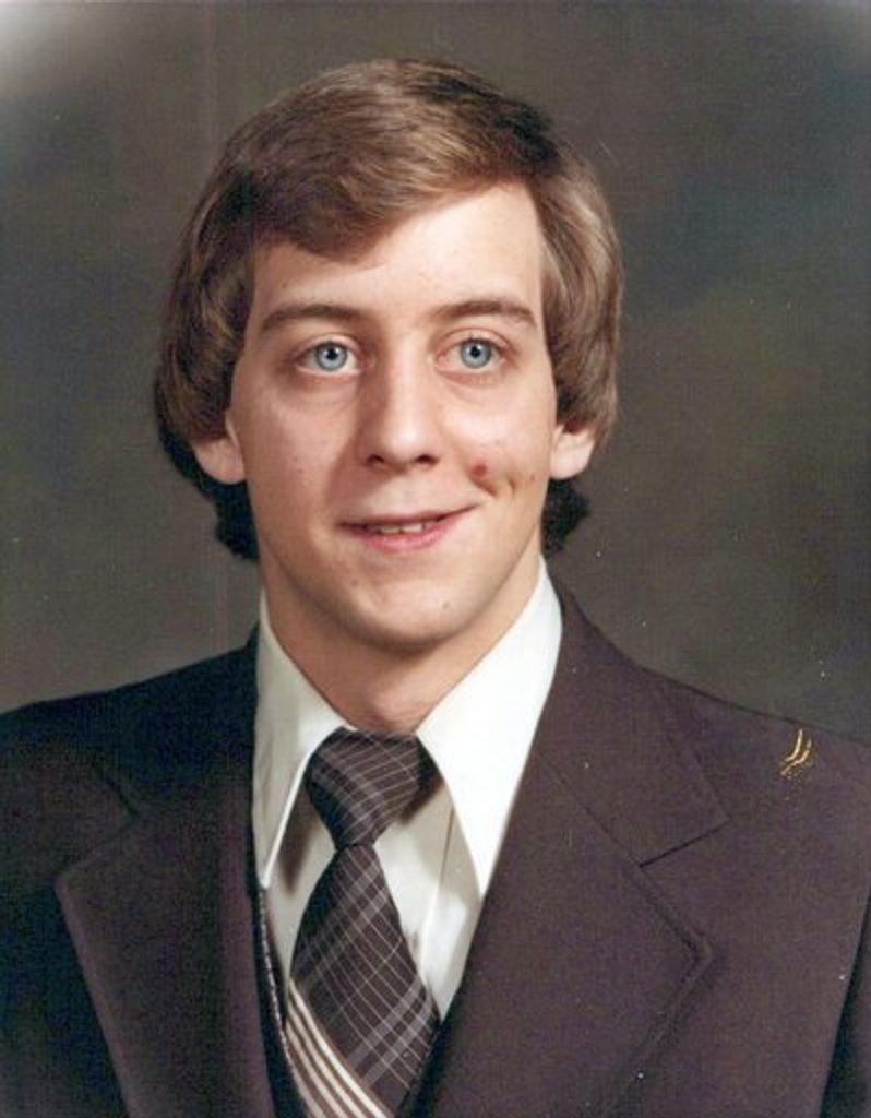 Carlton Clay Bell Profile Photo