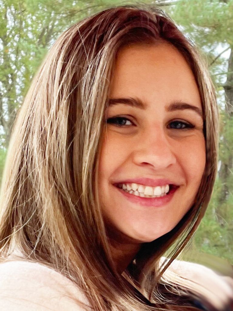 Samantha Racz Profile Photo