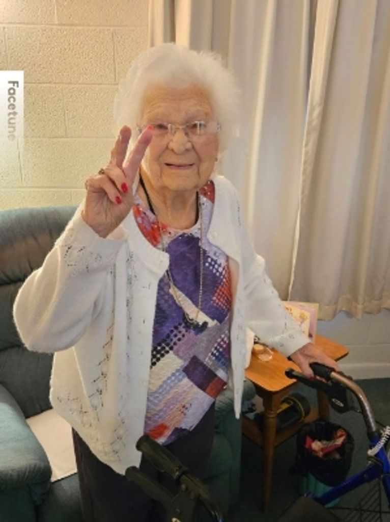 Mrs Loretta Y. Roy Profile Photo