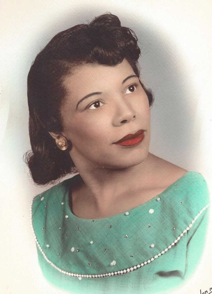 Lucille Saunders Profile Photo