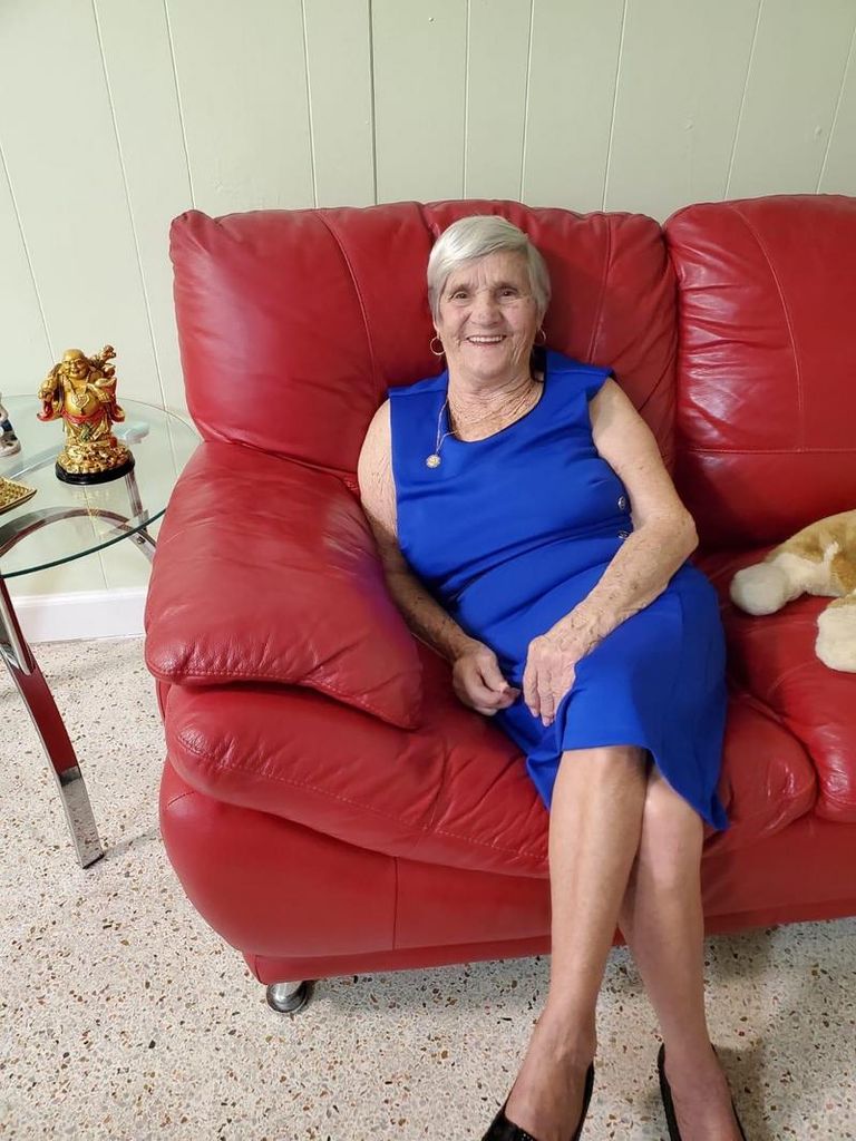 Emilia A Vasallo Navarro Profile Photo