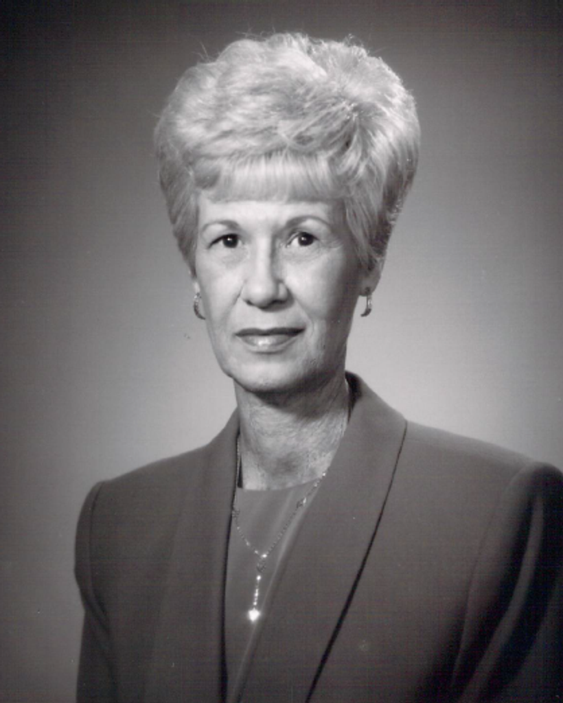 Lillian Sue Lee Profile Photo