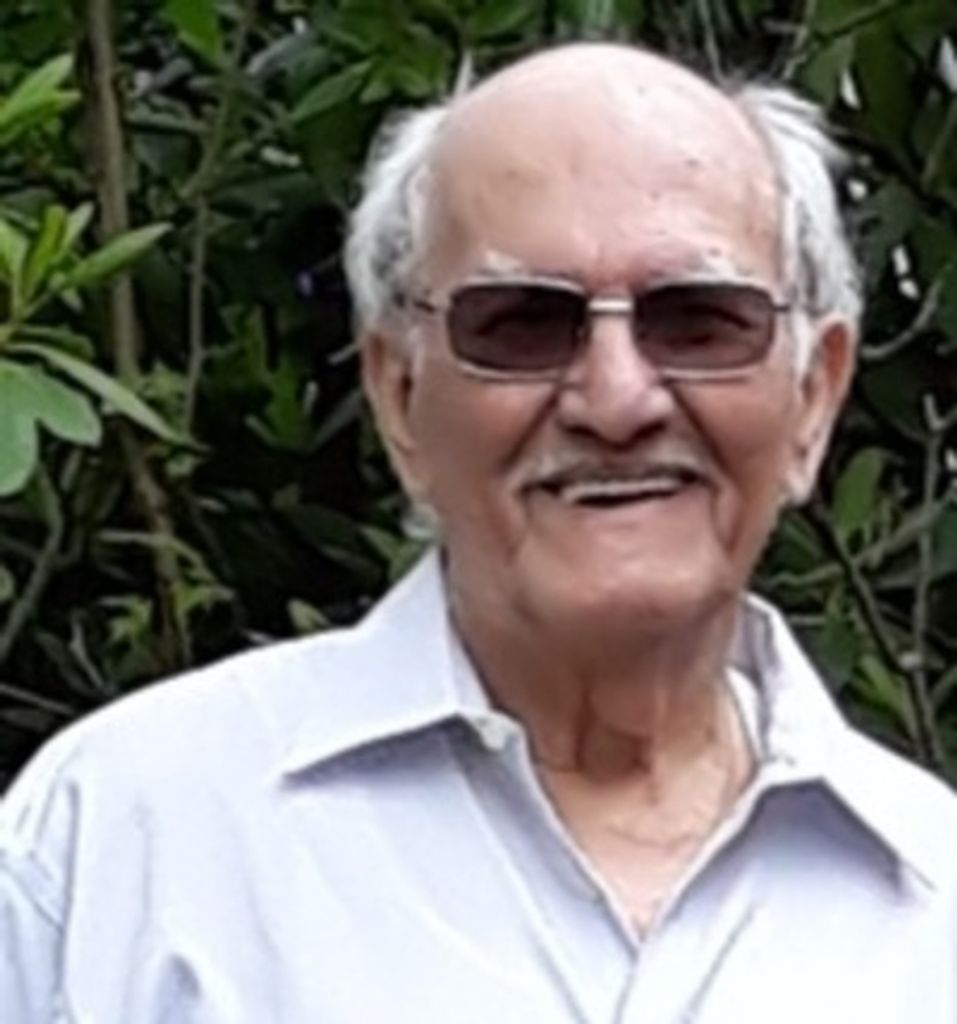 Constantinos Efstratoudakis Profile Photo