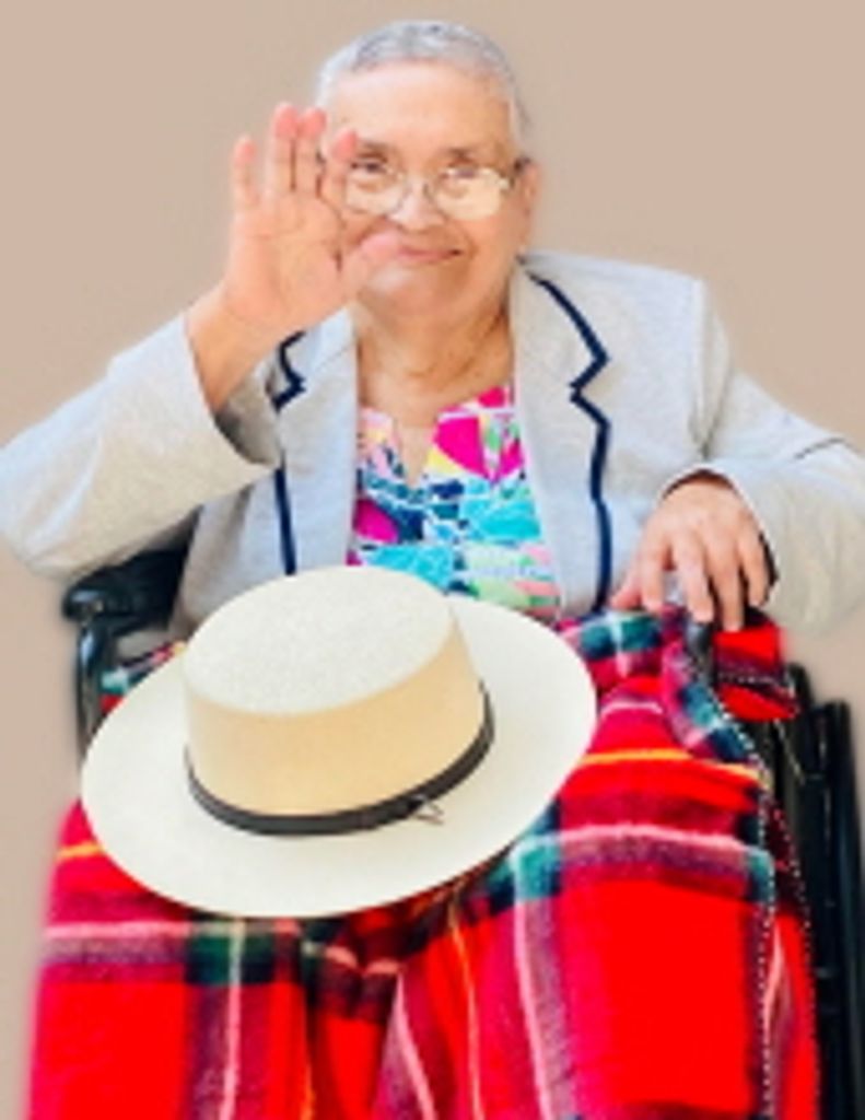 Gloria Torres