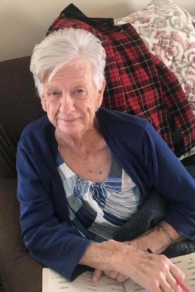 Essie "Jean" (Preece)  Moore Profile Photo