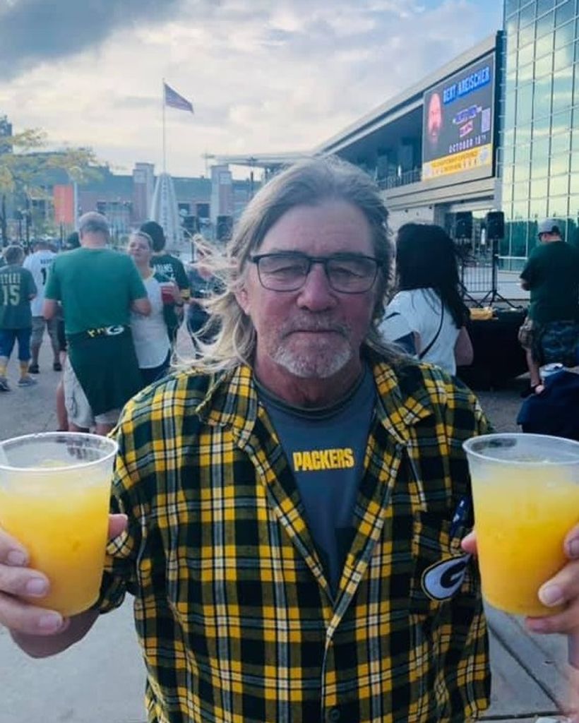 Roger "Reggie" Owen Wojahn Profile Photo