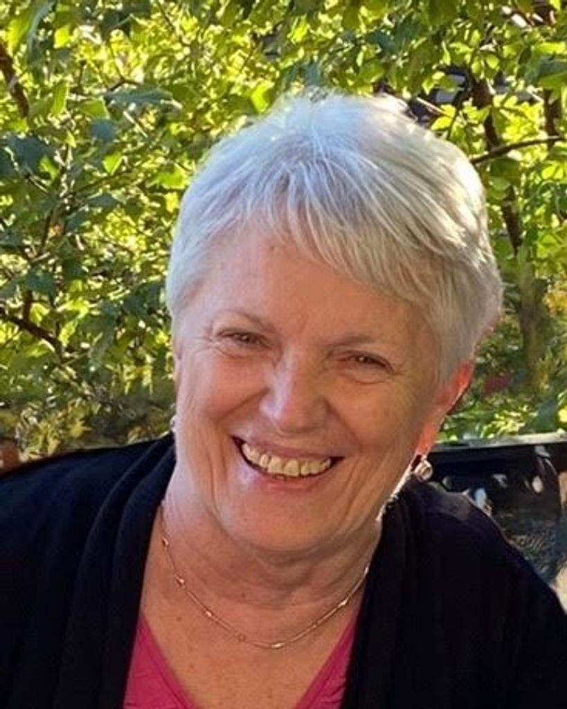 Maureen O'Brien Profile Photo