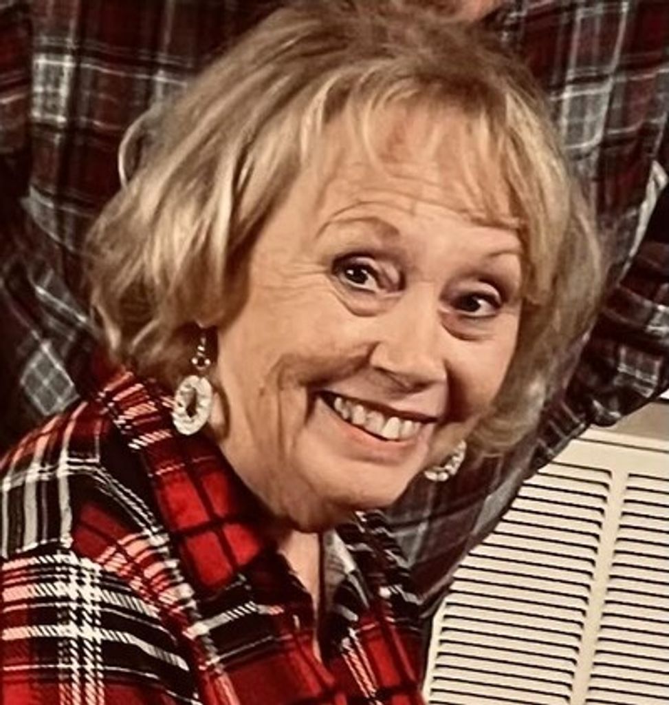 Lily Moyers O'Neil Profile Photo