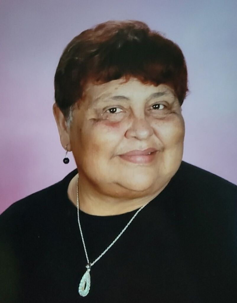 Gloria Mendoza