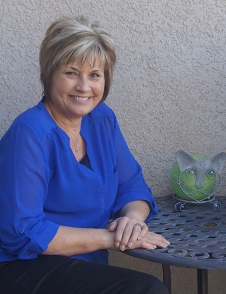 Debbie Lois Sandall