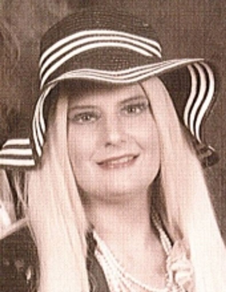 Angela "Angie" Gayle Riddle