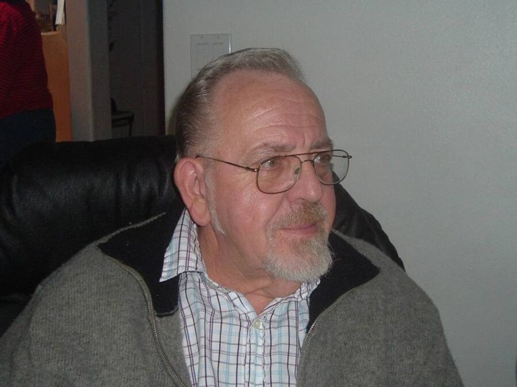 Roger Ray Middelstadt Profile Photo