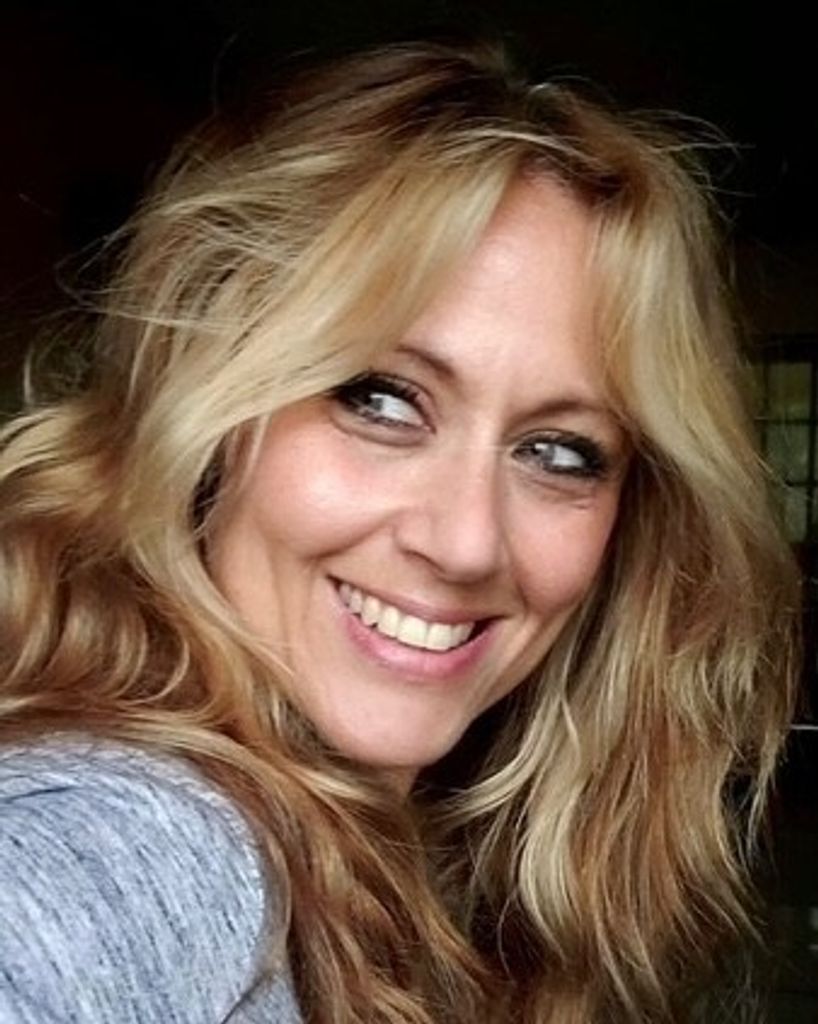 Hollie Christine Willis Profile Photo