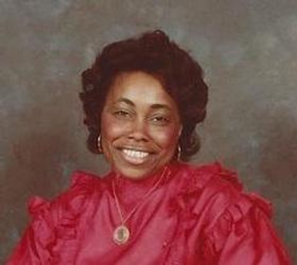 Julia Williams Douglas Profile Photo
