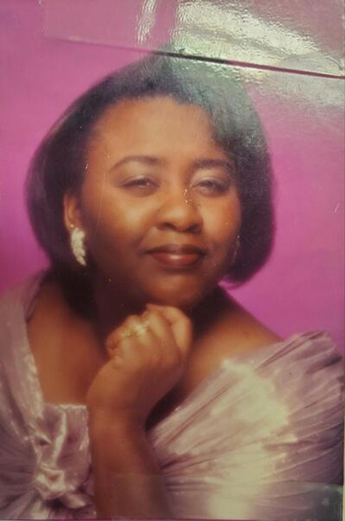 Lillian Michelle White-Davis Profile Photo