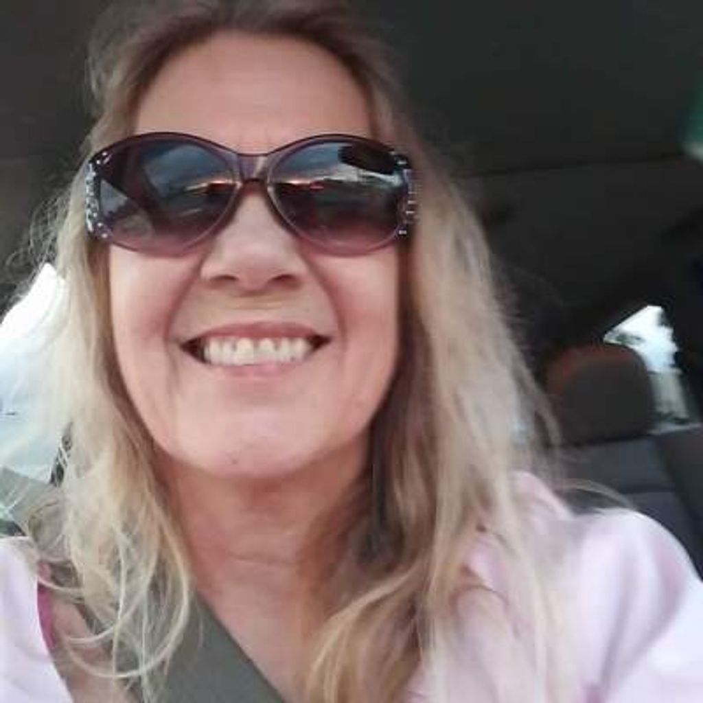 Laura Elaine Schneid