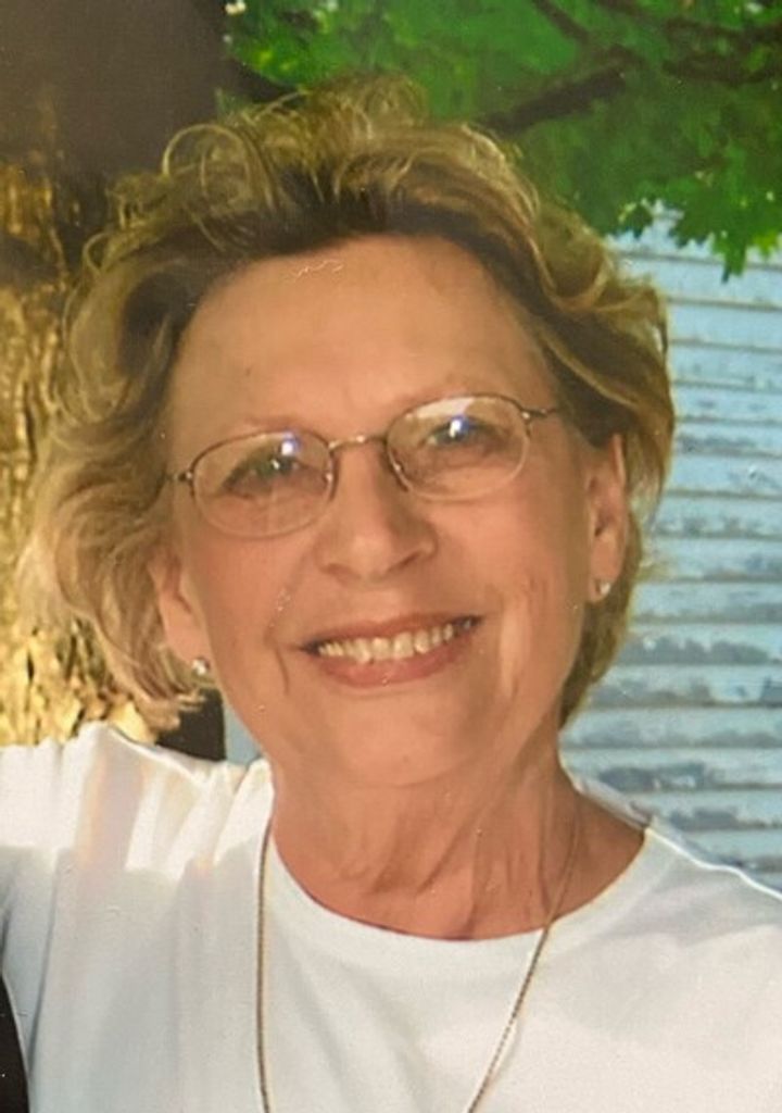 Helen Cash Riley Profile Photo