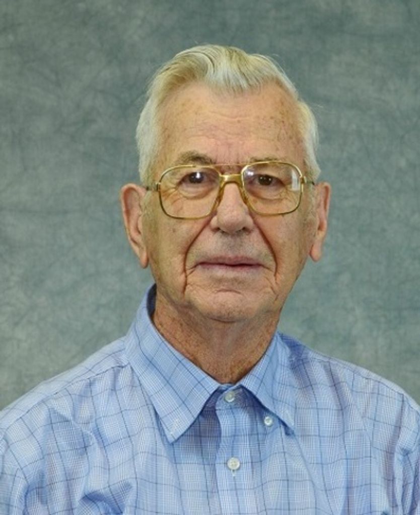 Clifford Franklin Kerwood Profile Photo