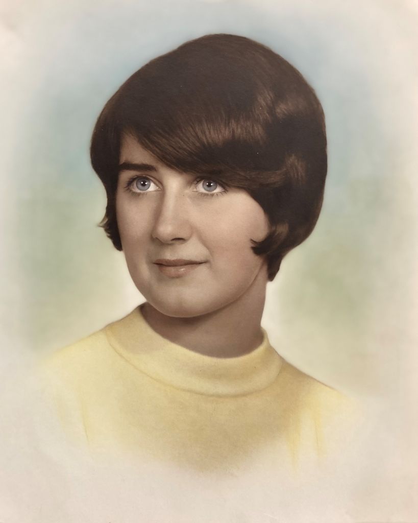 Christine Louise Tucci Profile Photo
