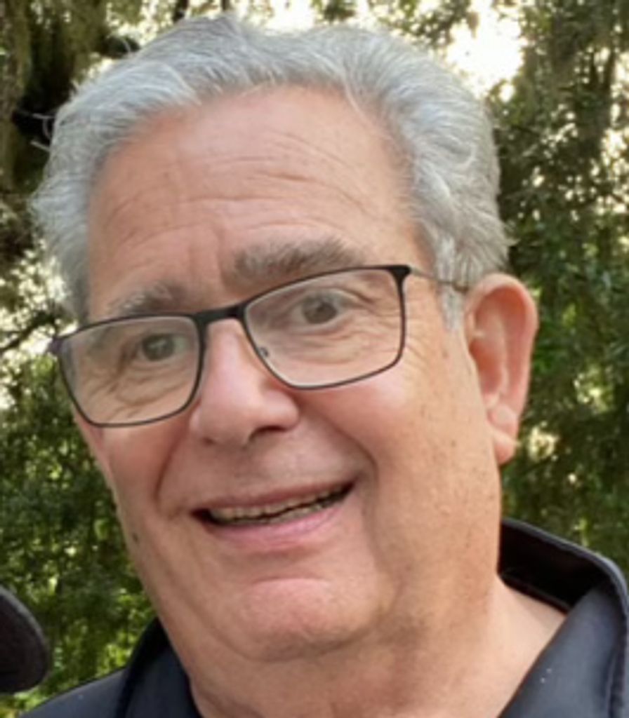 Dennis Thee Profile Photo