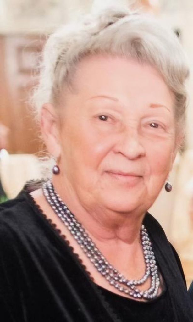 Helen Teater Profile Photo