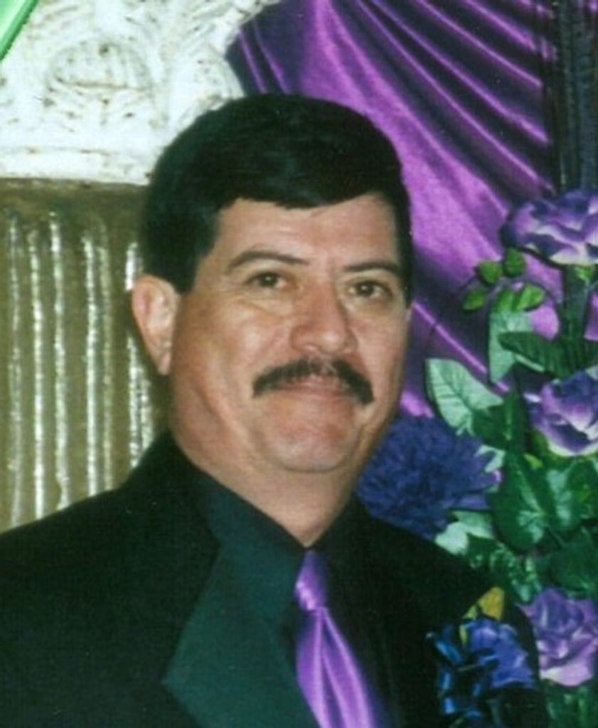 Julian Ruiz Profile Photo
