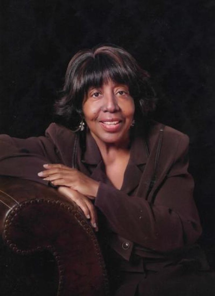 Mary Lewis Profile Photo