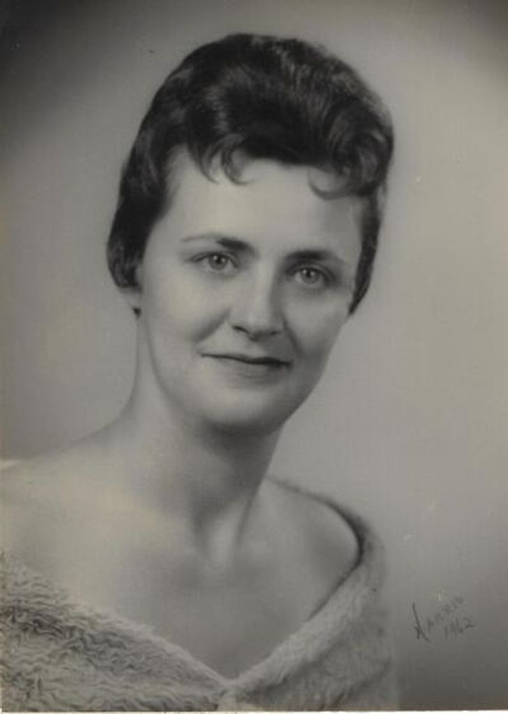 Joyce Lee Giles Kegley Profile Photo
